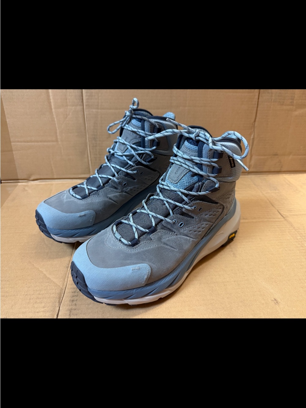 Hoka One One Kaha 2 Women’s Gray/Blue High-Top Hiking Boots